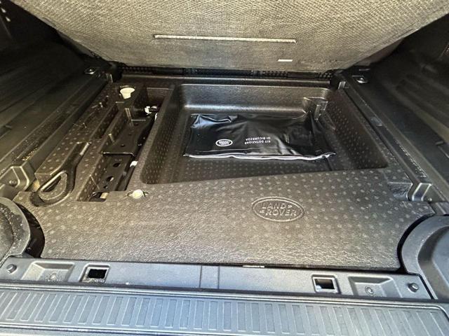 LAND ROVER Defender 110 3.0D 200 CV AWD-NO OBBLIGO FINANZIAMENTO-