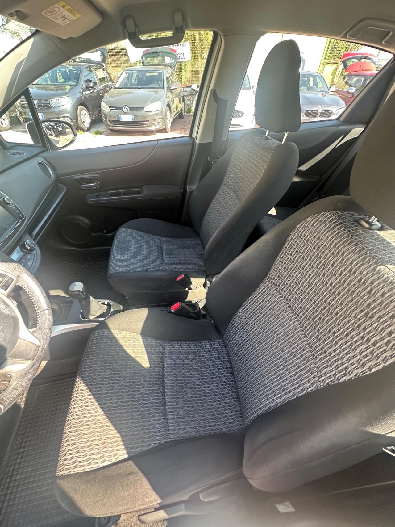 Toyota Yaris 1.0 5 porte Lounge