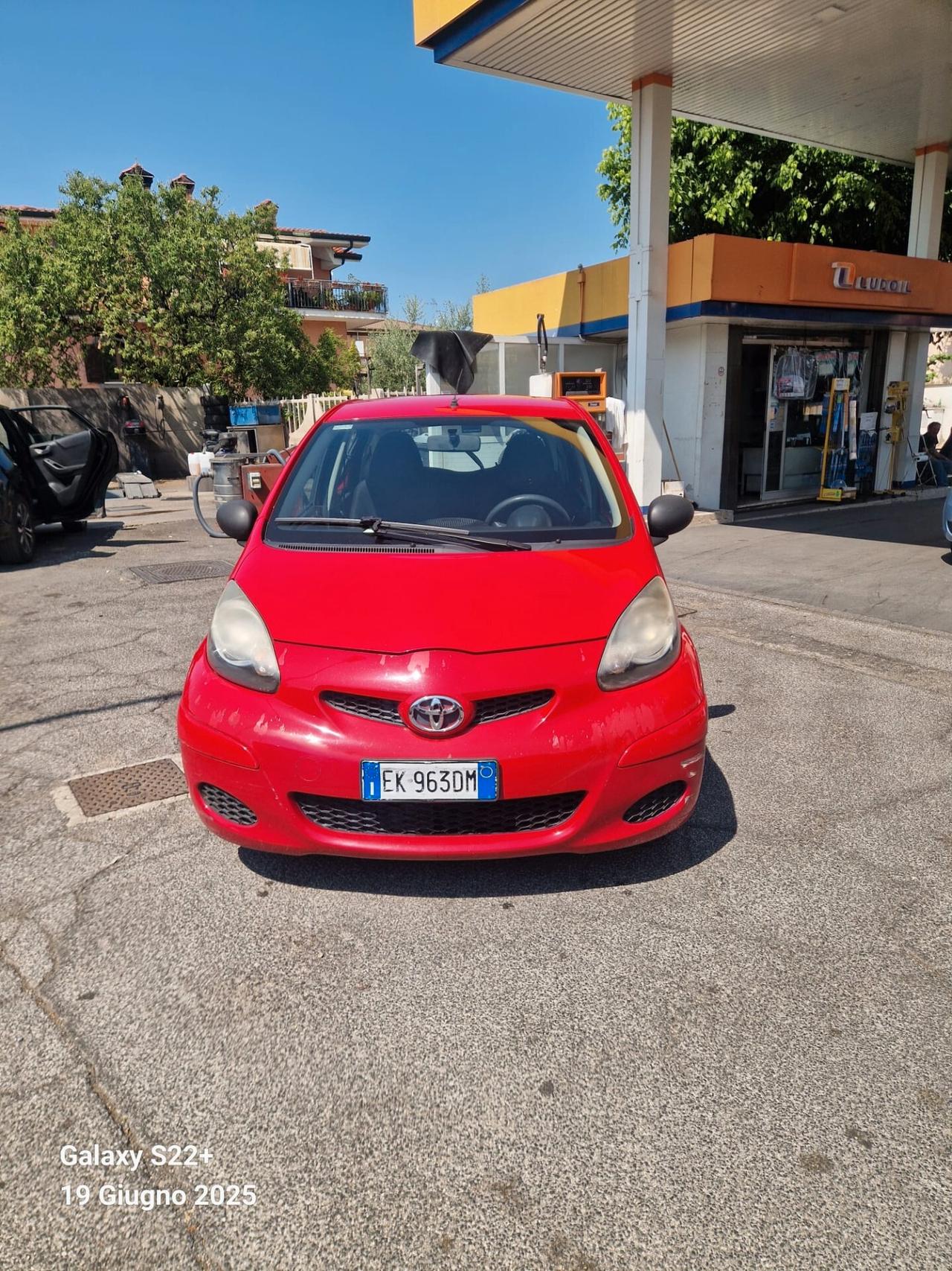 Toyota Aygo 1.0 12V VVT-i 5 porte Now Connect