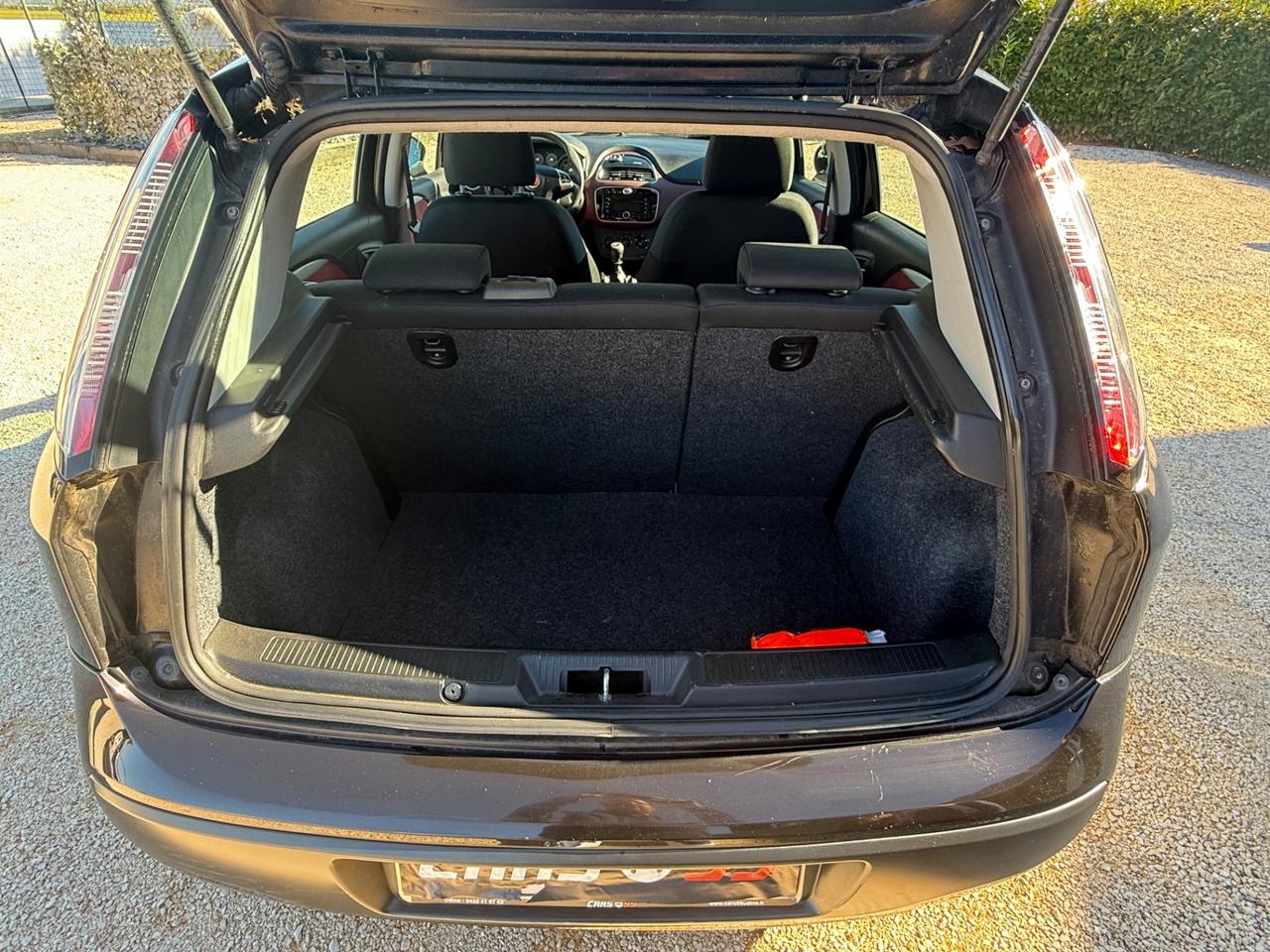 Fiat Punto Evo 1.4 5 porte Dynamic GPL