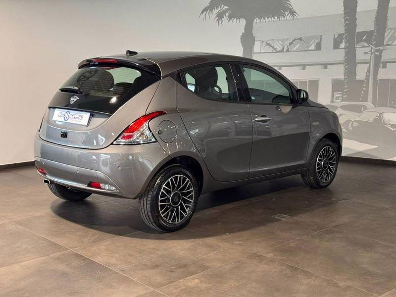 Lancia Ypsilon 3ª serie 1.0 FireFly 5 porte S&S Hybrid Platino