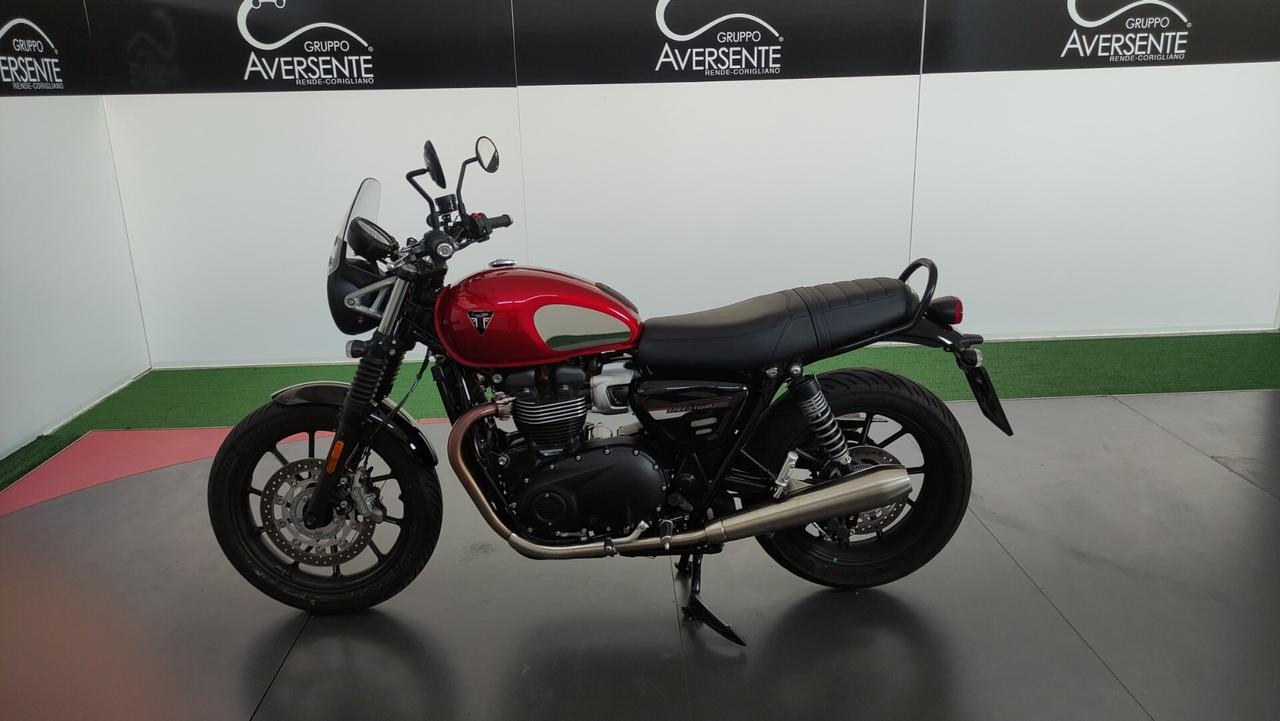Triumph Speed Twin 900 CHROME EDITION