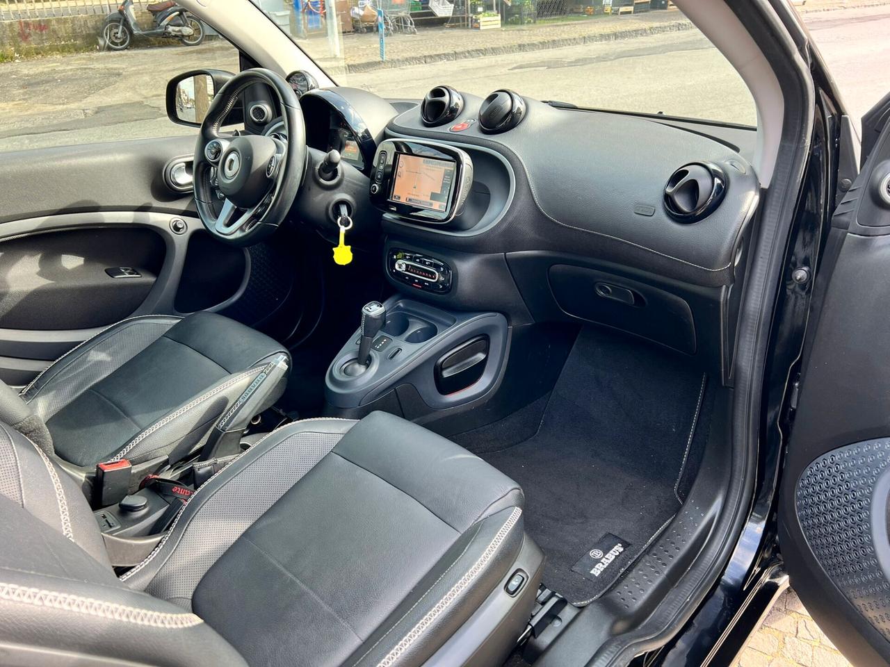 Smart ForTwo BRABUS 0.9 Turbo twinamic Xclusive