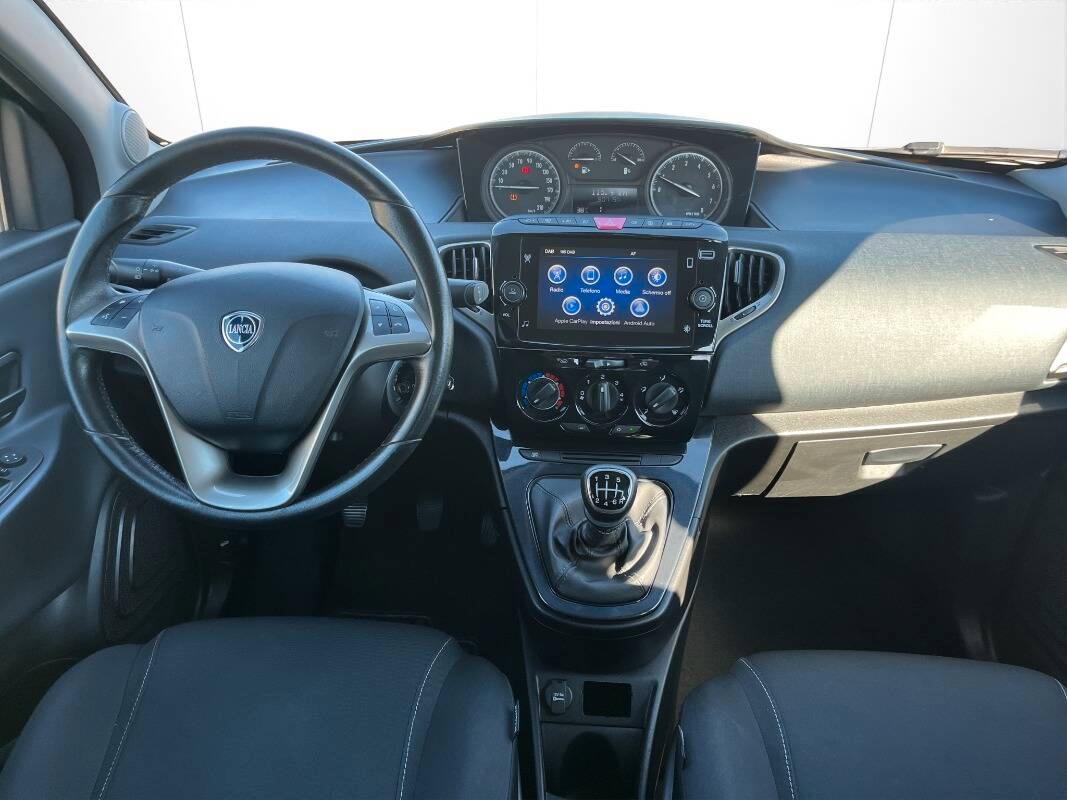Lancia Ypsilon III 1.0 firefly hybrid Gold s&s 70cv 5p.ti