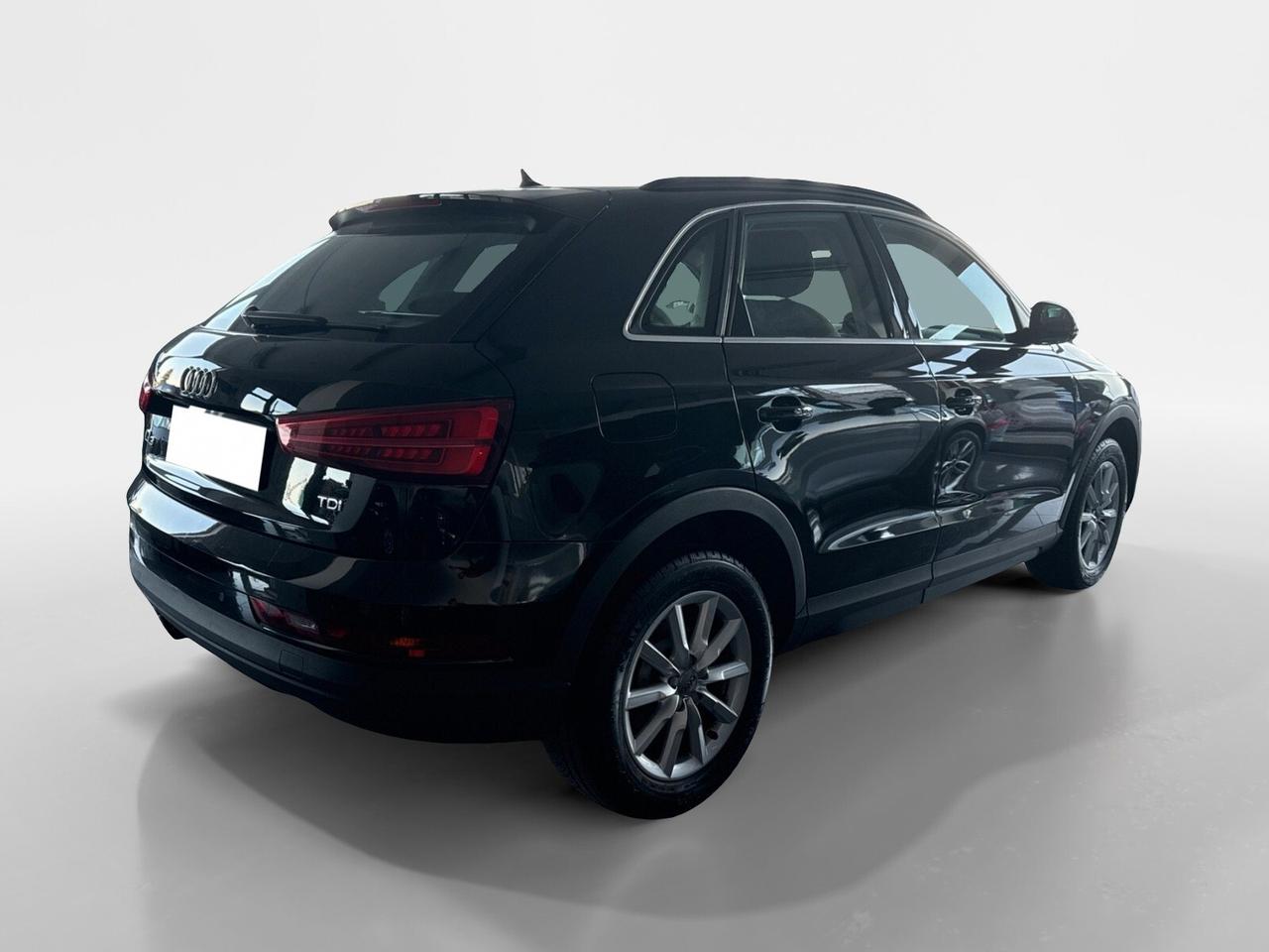 Audi Q3 2.0 TDI 150 CV Business