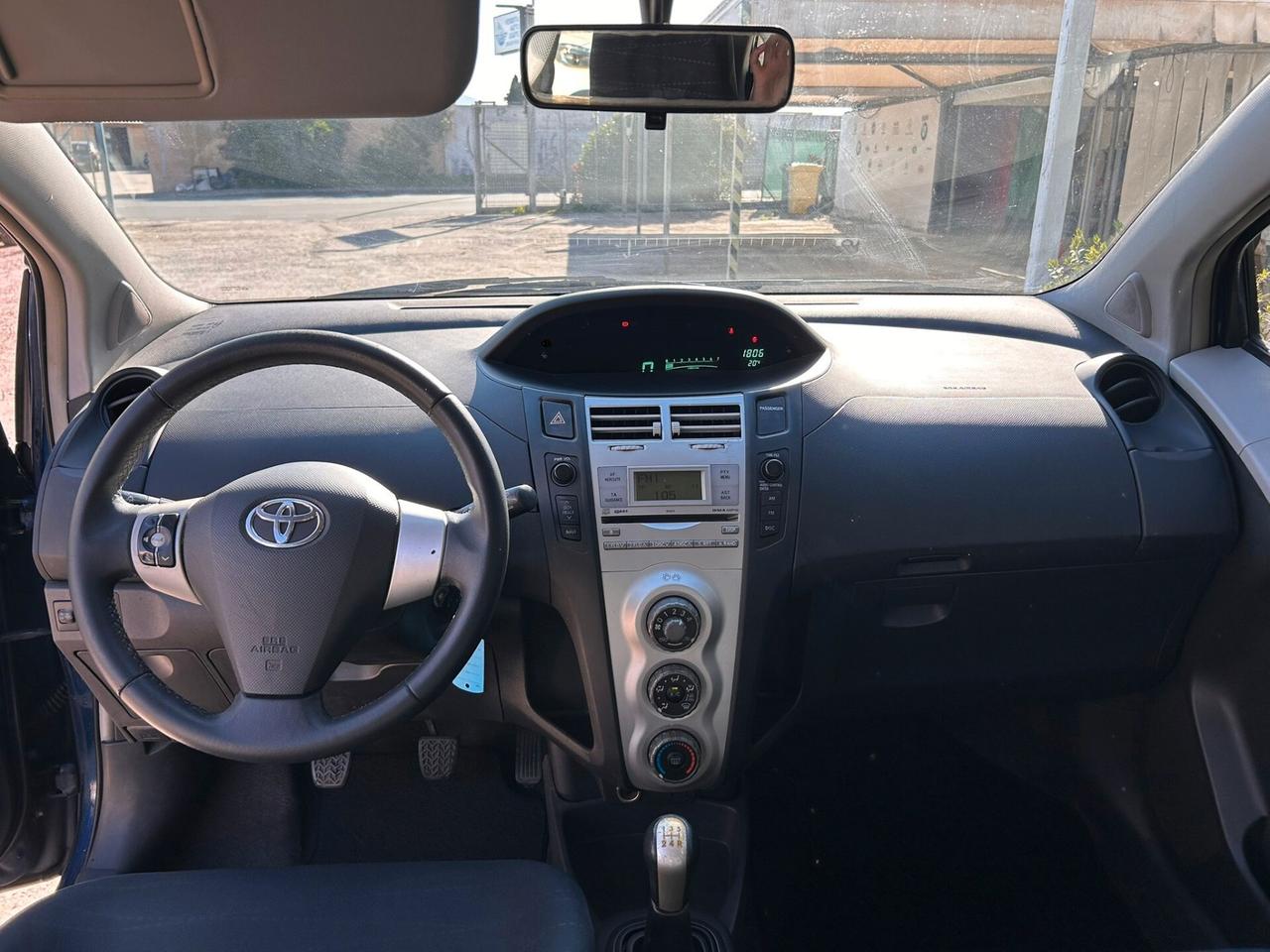 Toyota Yaris 1.0 3 porte