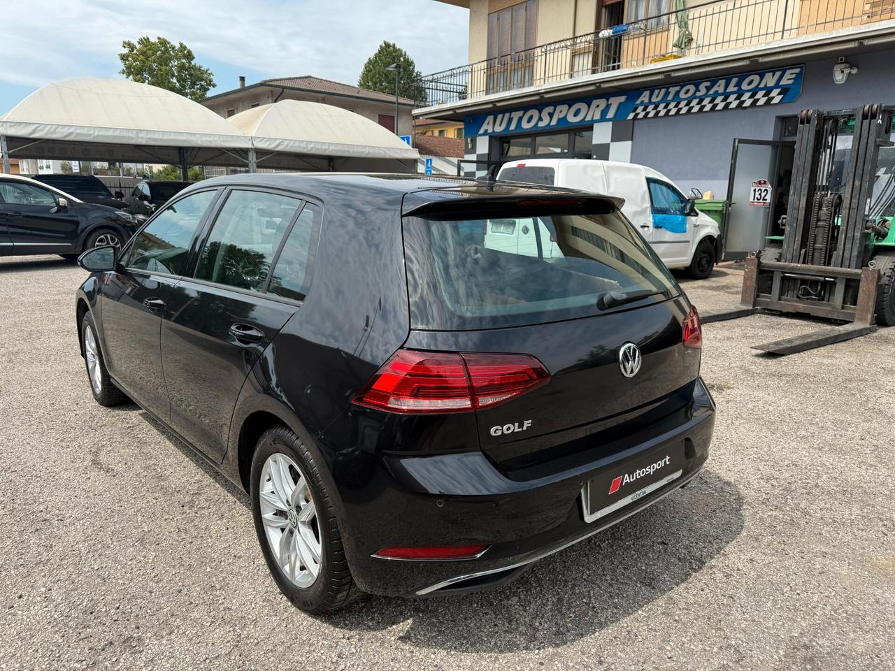 Volkswagen Golf 1.6 TDI 115CV DSG 5p. ! TESTATA MOTORE DANEGGIATA