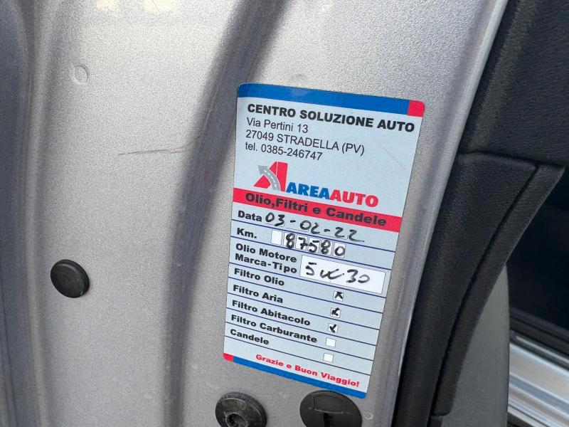 Audi A1 Sportback 1.4 tdi Sport 90 CV s-tronic ADATTA NEOPATENTATI