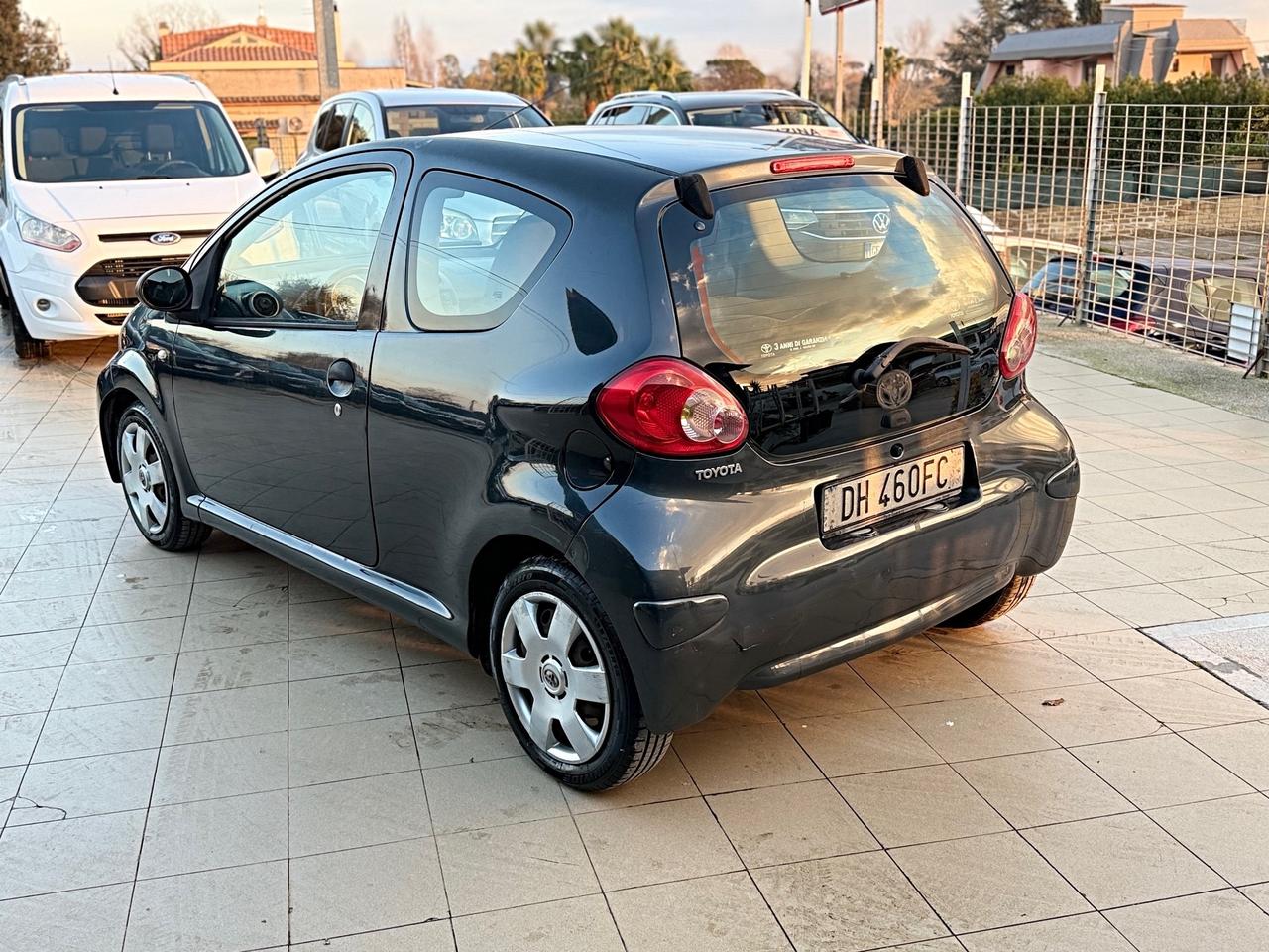 Toyota Aygo 1.0 12V VVT-i 3 porte Sol