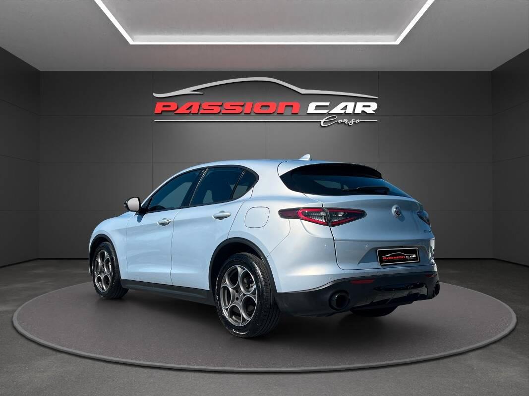 Alfa Romeo Stelvio 2.2 t Sprint rwd 160cv auto