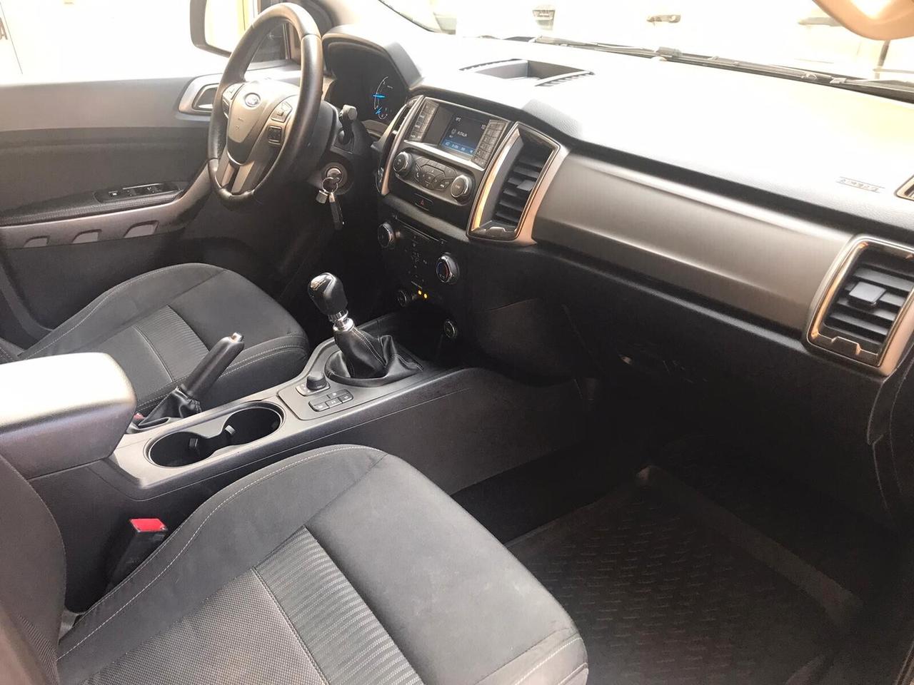 Ford Ranger 2.0 TDCi Super Cab XLT 5 posti