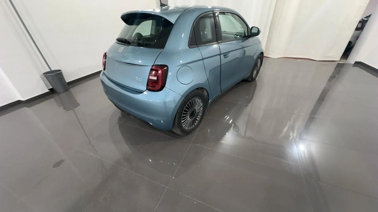 Fiat 500 500e 3 1 42 kWh Icon