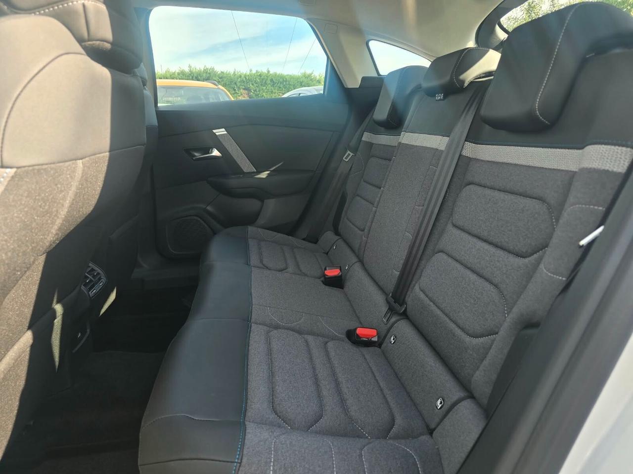 Citroen C4 PureTech 130 S&S EAT8 Plus