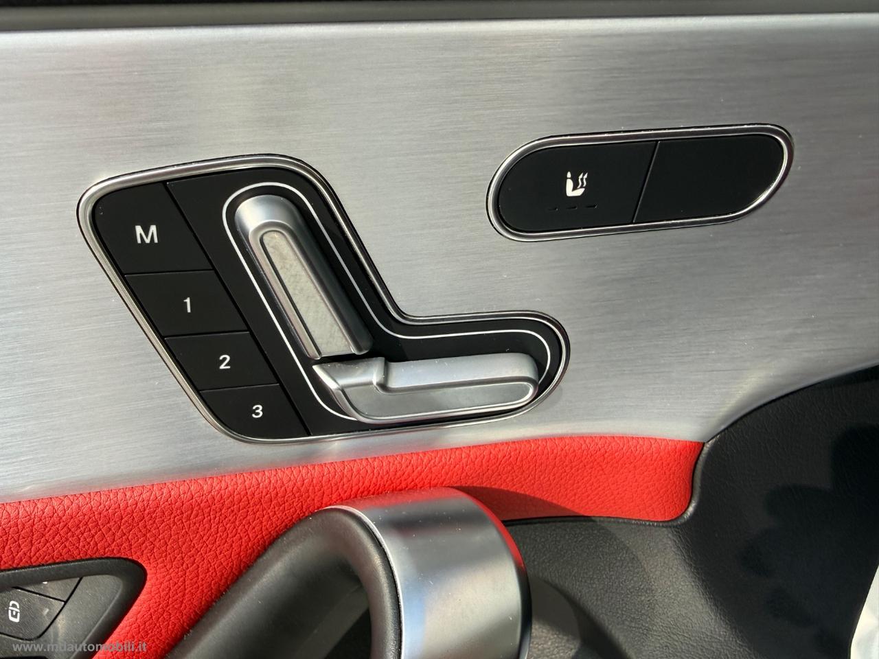 MERCEDES-BENZ A 220 d Automatic 4Matic Premium TETTO 19 MULTIBEAM