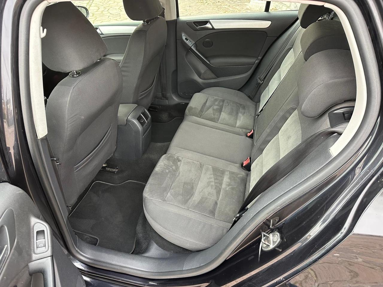 Volkswagen Golf 1.6 TDI DPF 5p. Highline