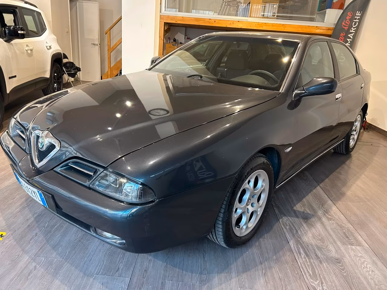 Alfa Romeo 166 2.4 JTD cat Distinctive Uniproprietario