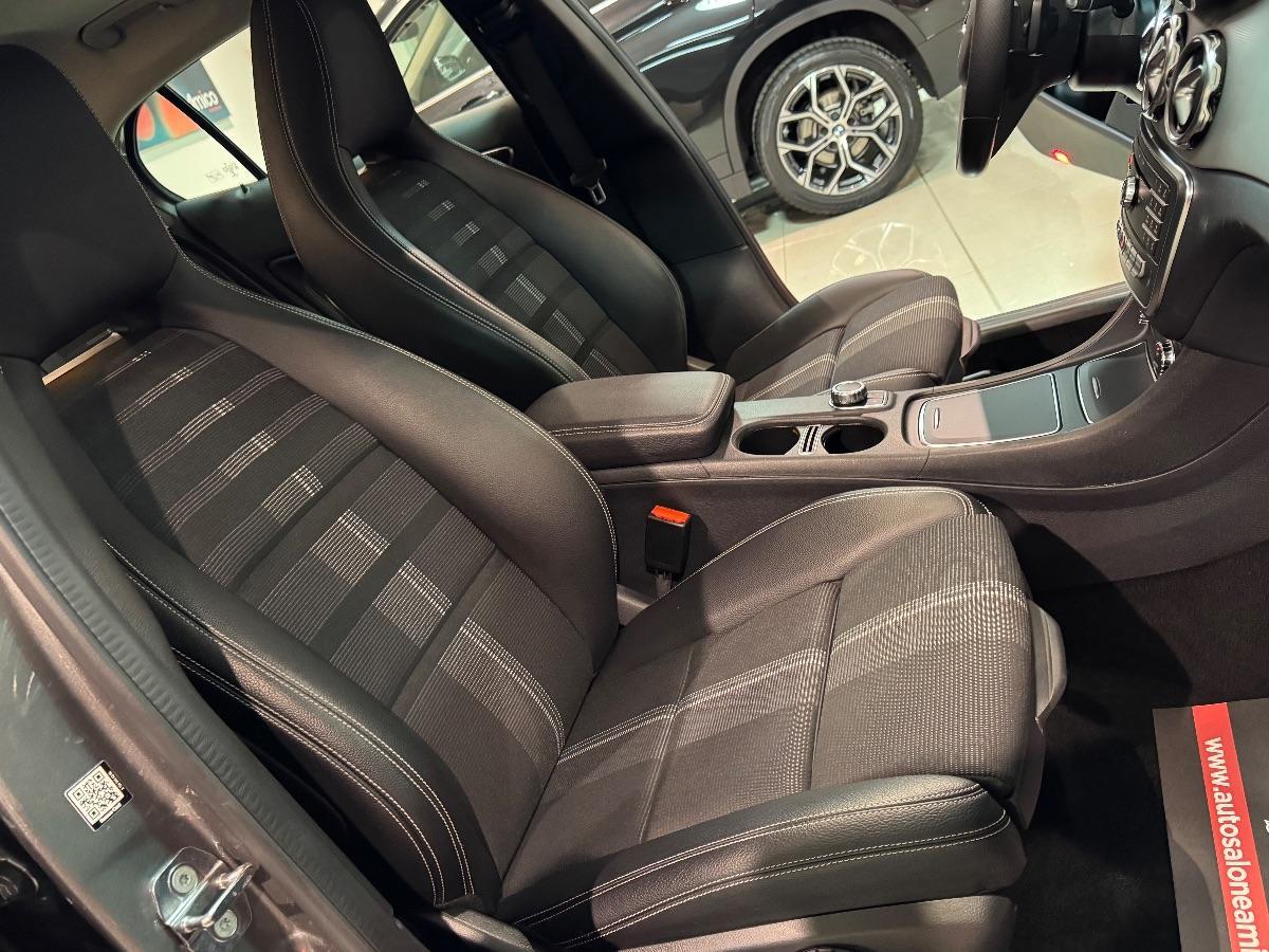 MERCEDES Classe GLA 200 d Automatic Sport Solo 88.000km