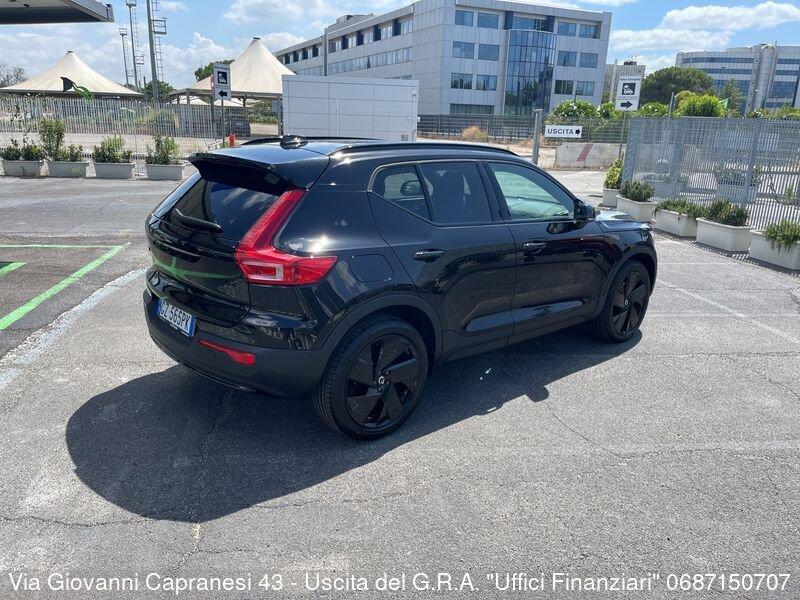 Volvo XC40 B4 automatico Ultra Black Edition