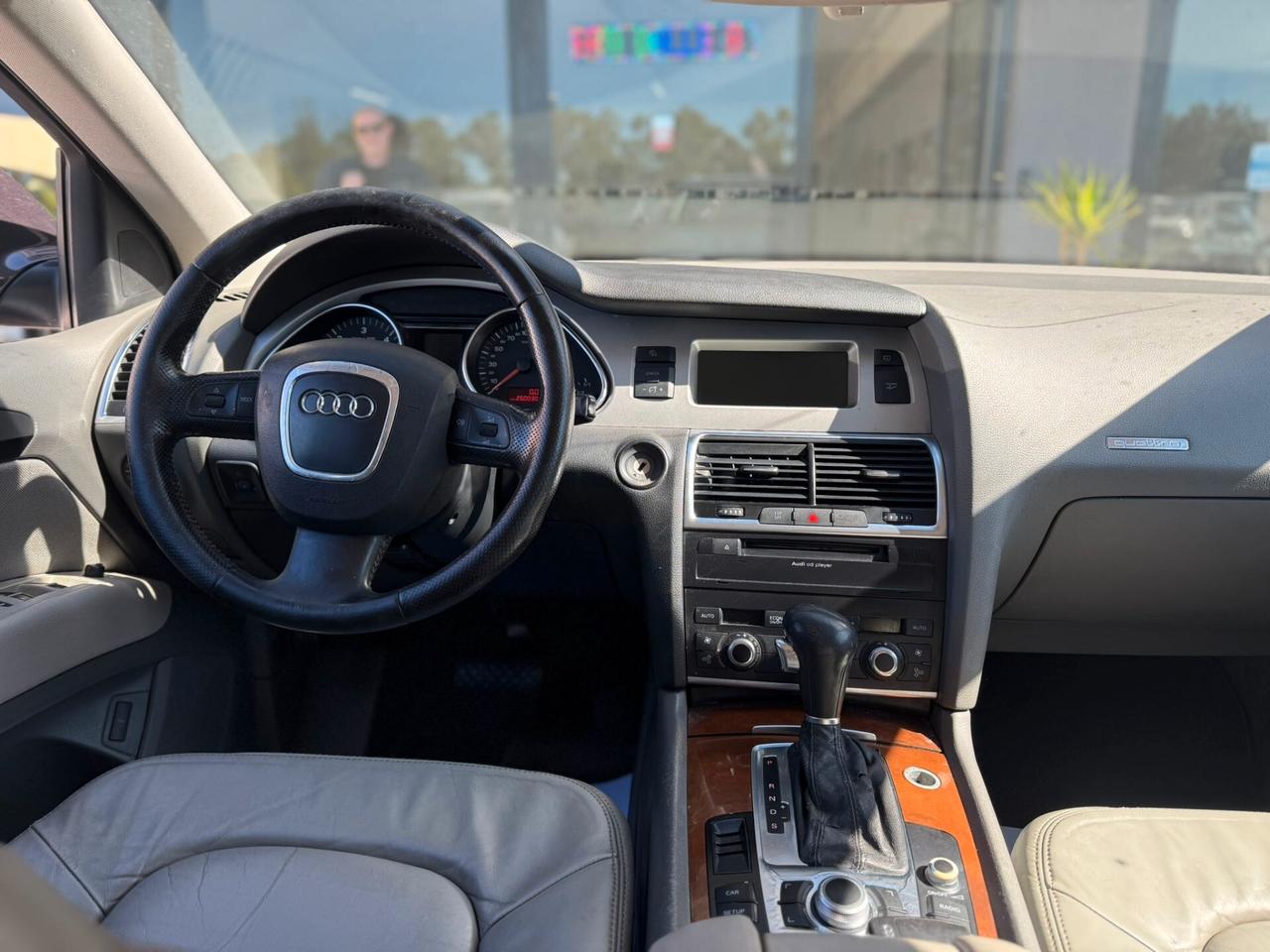 AUDI Q7 3.0 TDI 7 POS. 2008 12 MESI DI GARANZIA