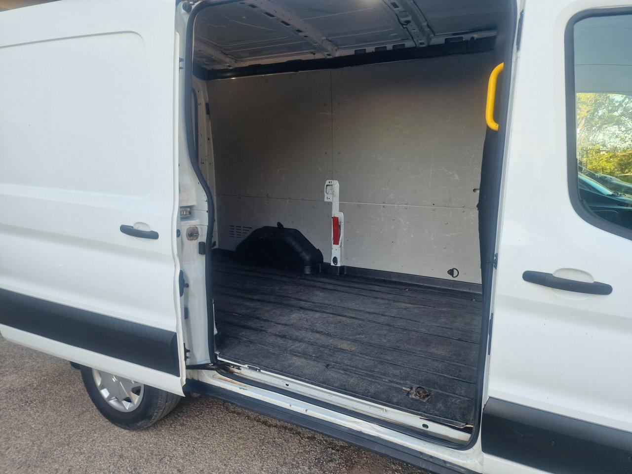 Ford Transit 350 L2H2 2.0 EcoBlue 170 CV – Motore NUOVO 0 KM
