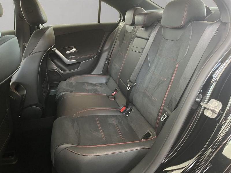 Mercedes-Benz Classe A Berlina A 180 d Sedan Automatic AMG Line Premium
