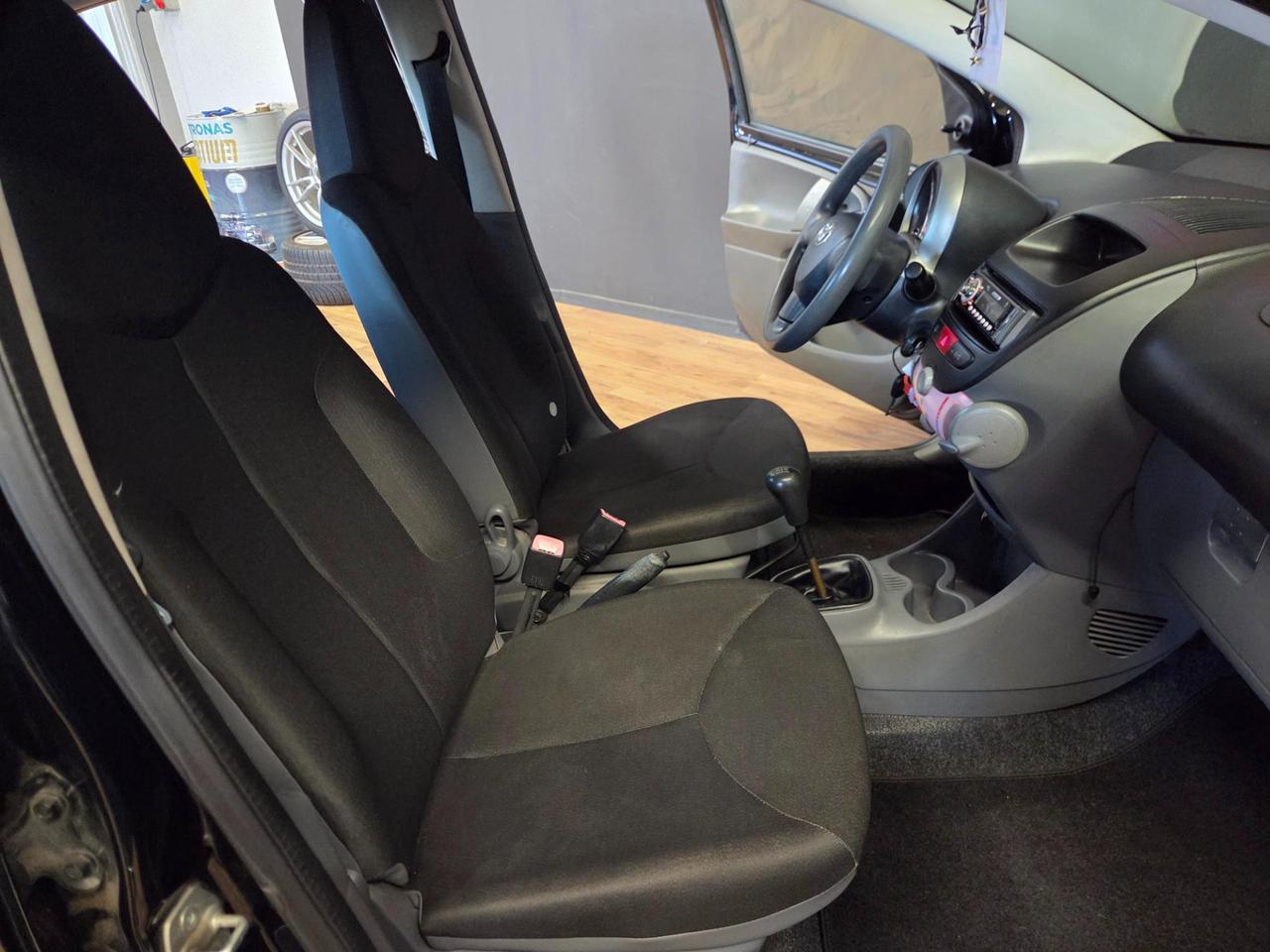 Toyota Aygo 5 Porte Aygo 5p 1.0 Sol