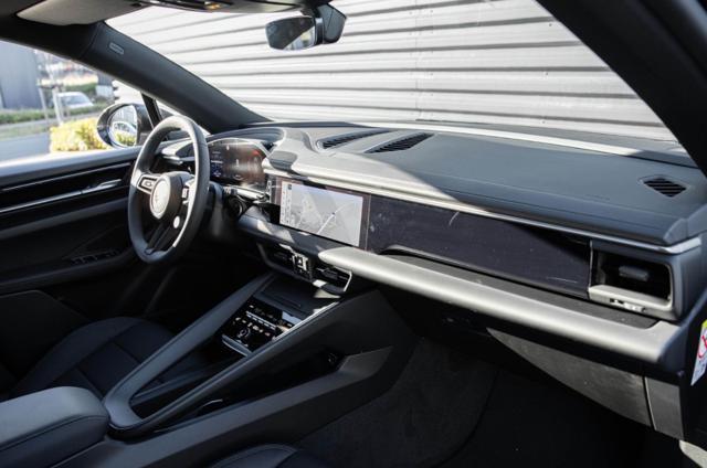 PORSCHE Macan EV 4S "CON VINCOLO FINANZIAMENTO IN SEDE"