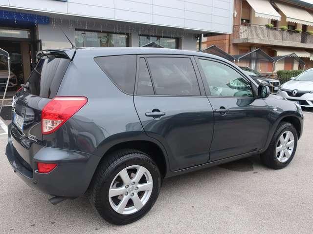 Toyota RAV 4 RAV4 2.2 d-4d Sol 136cv dpf