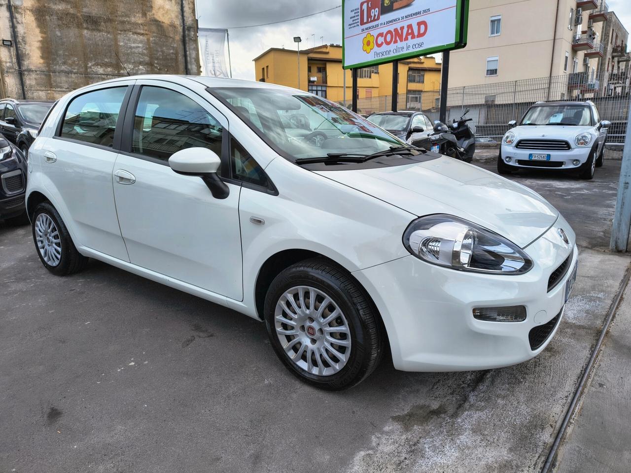 FIAT PUNTO 1.4 BENZINA UNICOPROPRIETARIO 2013