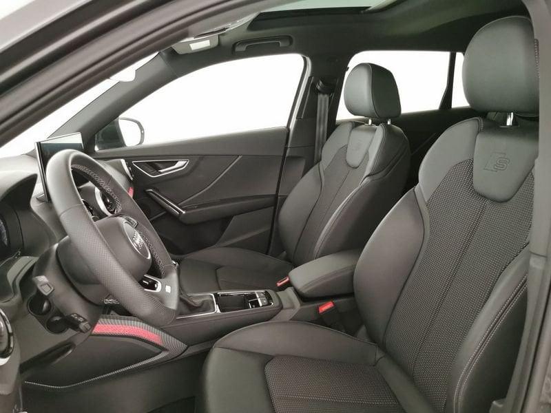 Audi Q2 30 2.0 tdi Identity Black