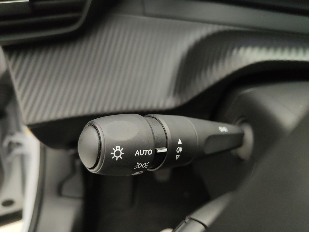 PEUGEOT 2008 II 2020 1.2 PURETECH 100CV ALLURE