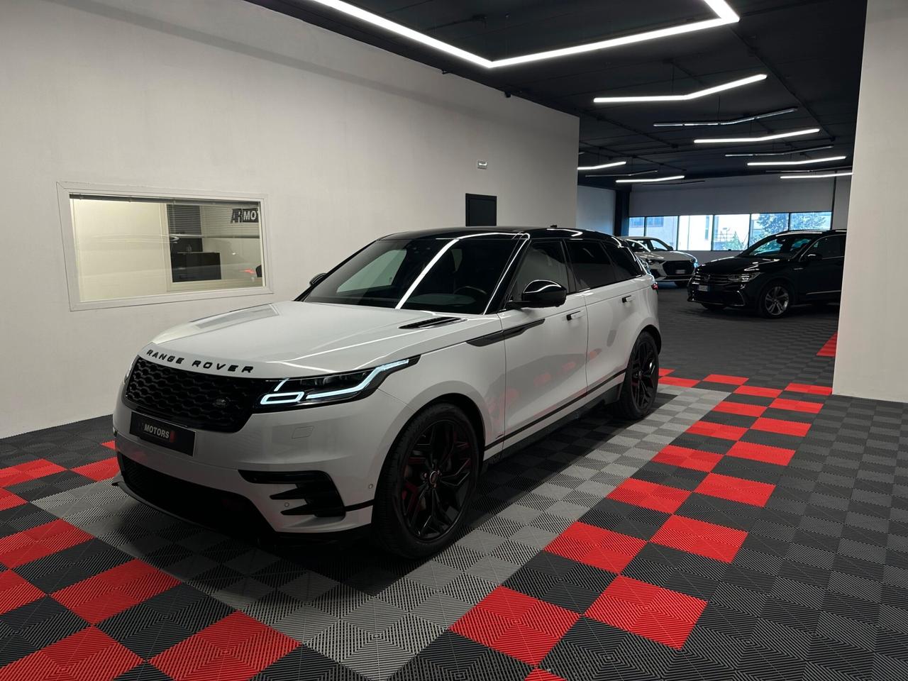 Land Rover Range Rover Velar Range Rover Velar 3.0D V6 300 CV R-Dynamic HSE