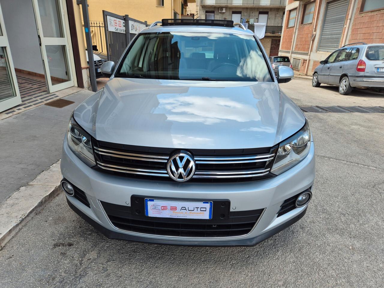 VW TIGUAN 2.0 TDI TETTO APRIBILE ANNO 2015 KMCERTIF