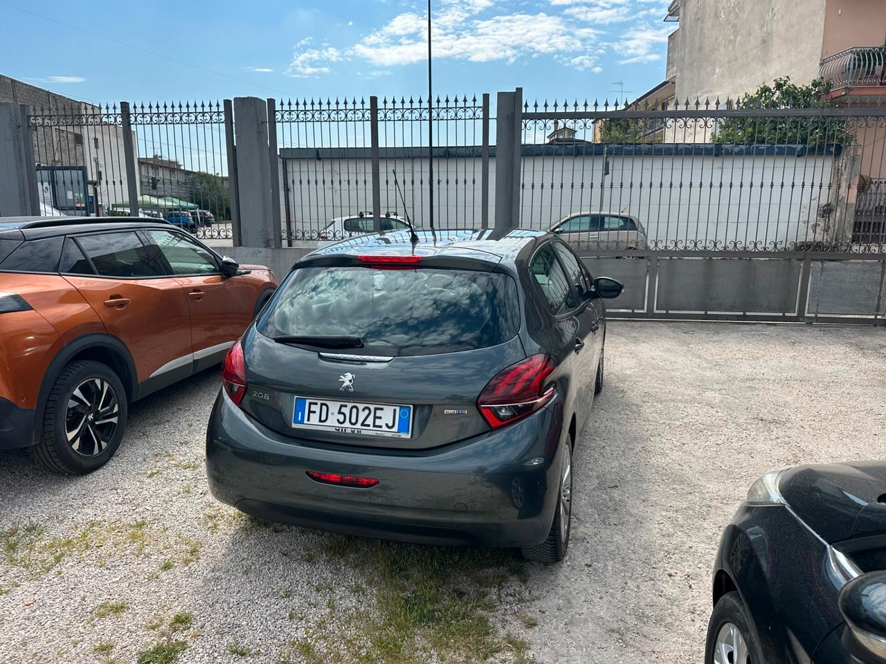 Peugeot 208 BlueHDi 75 5 porte Allure 2016