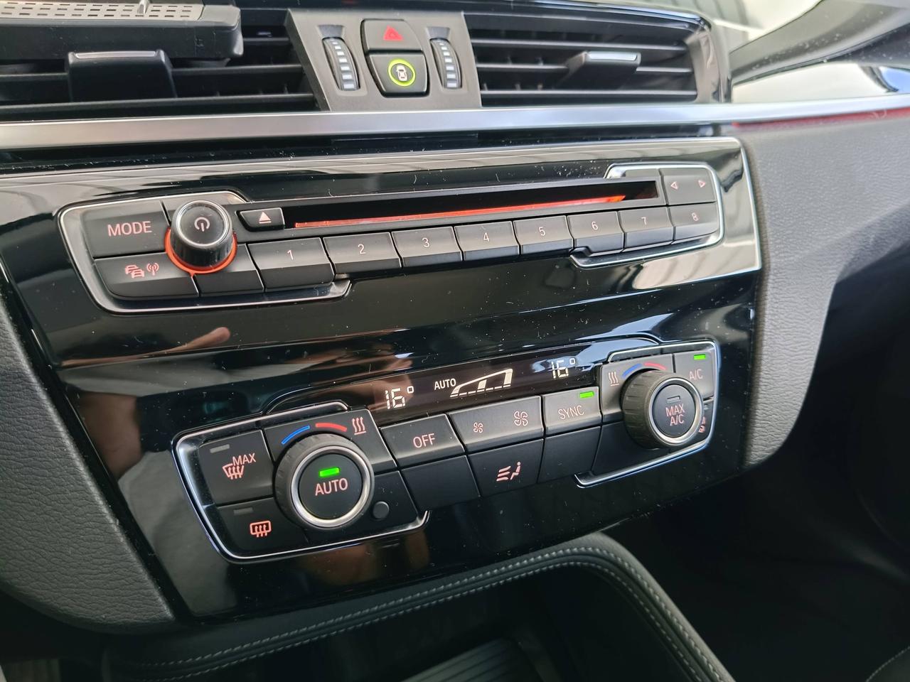 BMW X1 sdrive18d xLine auto my18