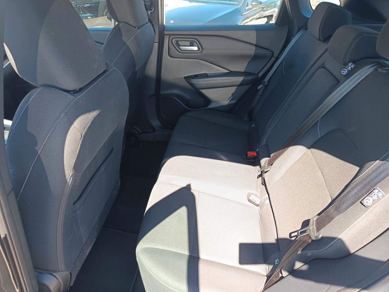 Nissan Qashqai 1.3 MHEV 158 CV 2wd Xtronic Business