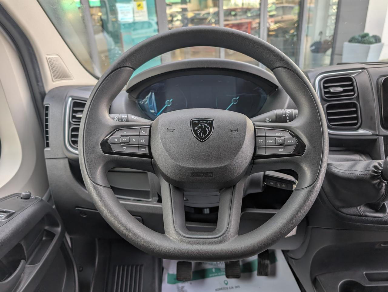 Peugeot 33 2.2 diesel 140cv L2H2