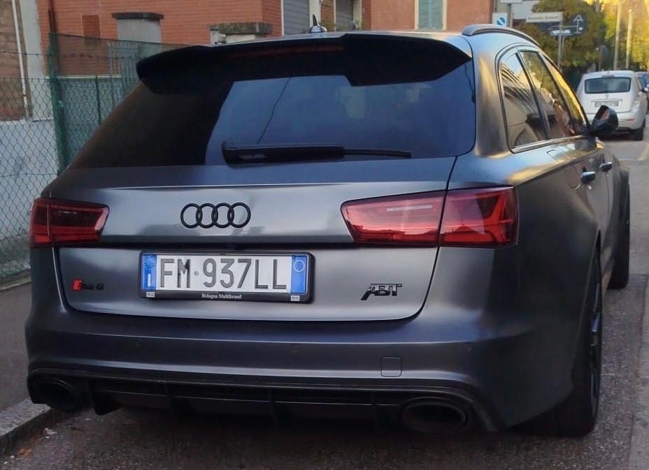 Audi A6 RS 6 Avant 4.0 TFSI quattro tiptronic