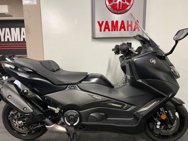 Yamaha TMAX 560