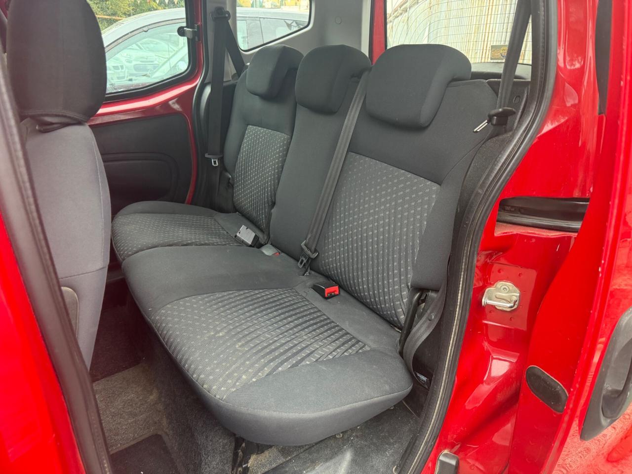 Peugeot Bipper Tepee 1.3 HDi 75 FAP Family