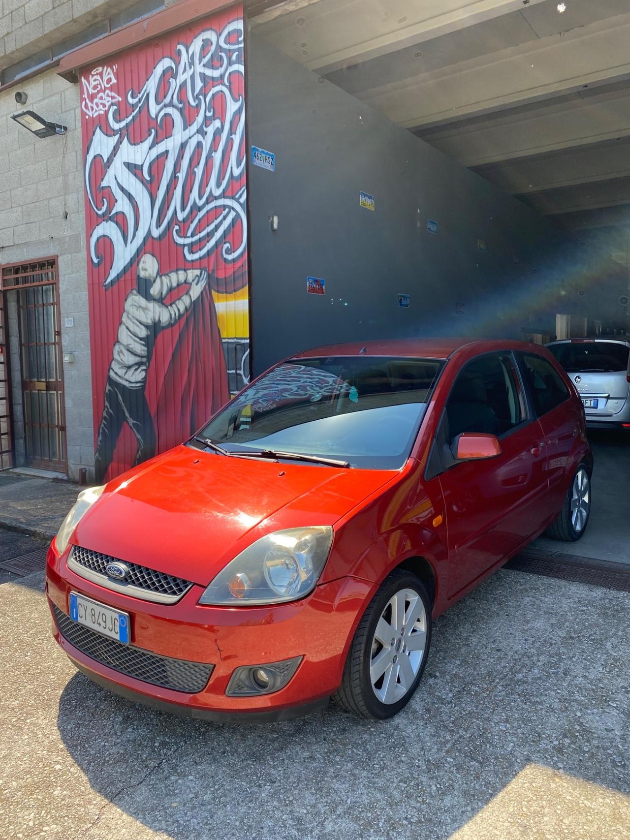 Ford Fiesta 1.2 16V 3p. Ghia Ottima Neopatentati