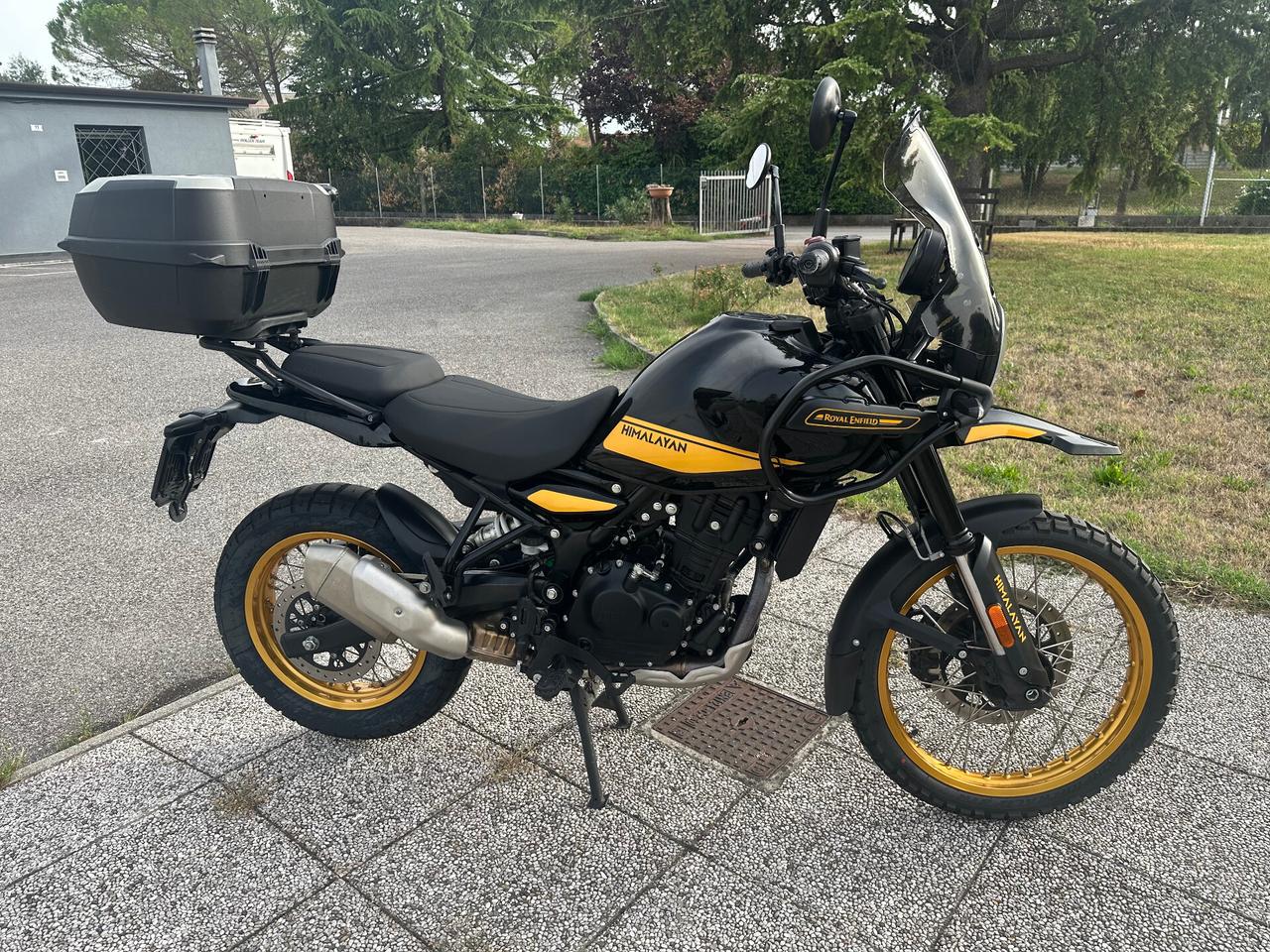 Royal Enfield Himalayan 450