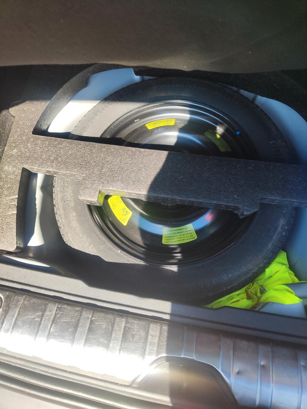Peugeot 2008 1.4 HDi 68CV Active