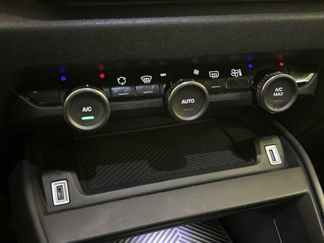 CITROEN C4 PureTech 130 S&S EAT8 Shine