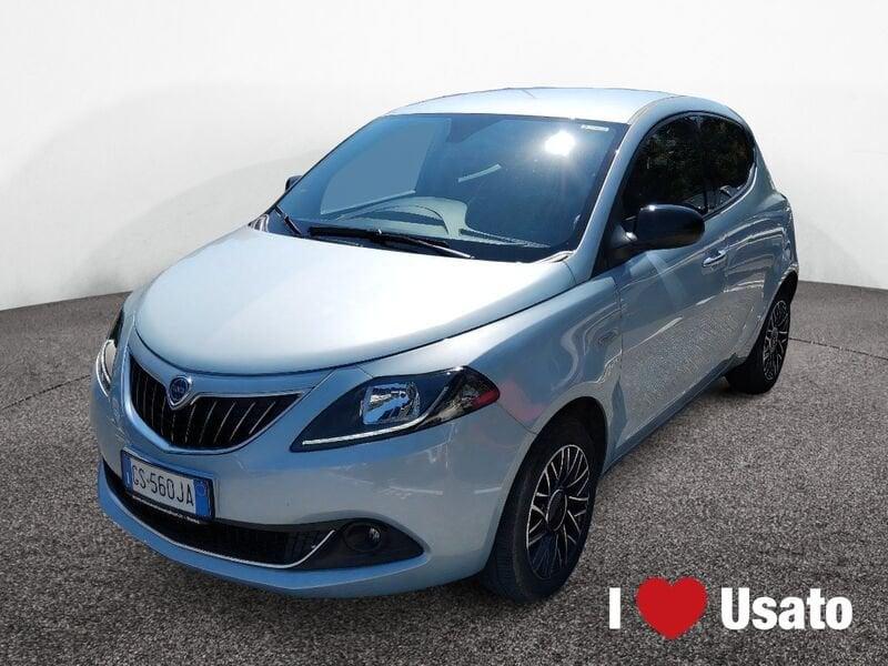 Lancia Ypsilon NUOVA My24 1.0 Firefly 70 CvStart&Stop Hybrid Oro