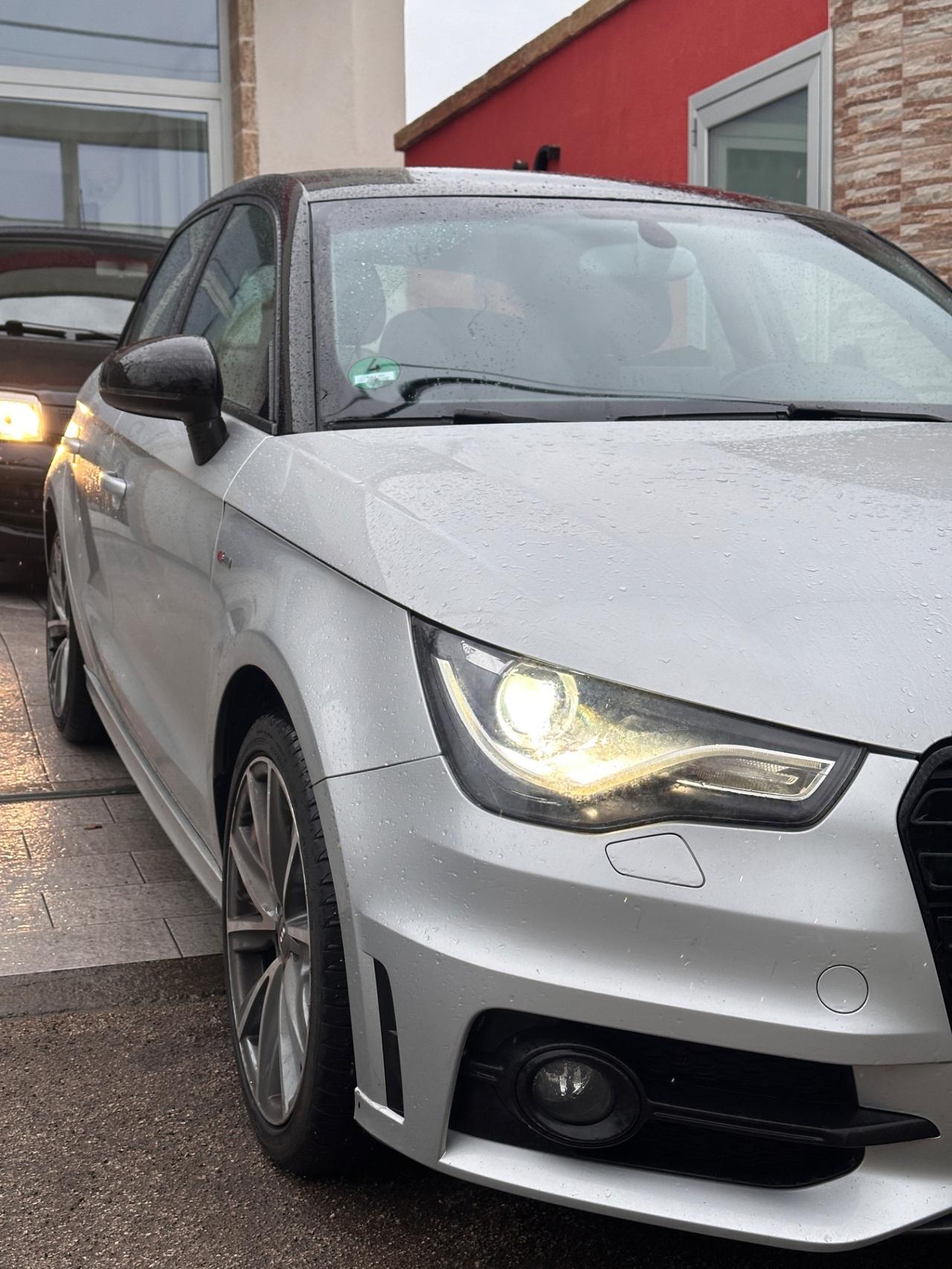 Audi A1 1.6 TDI S line edition plus-2014 LED/17"