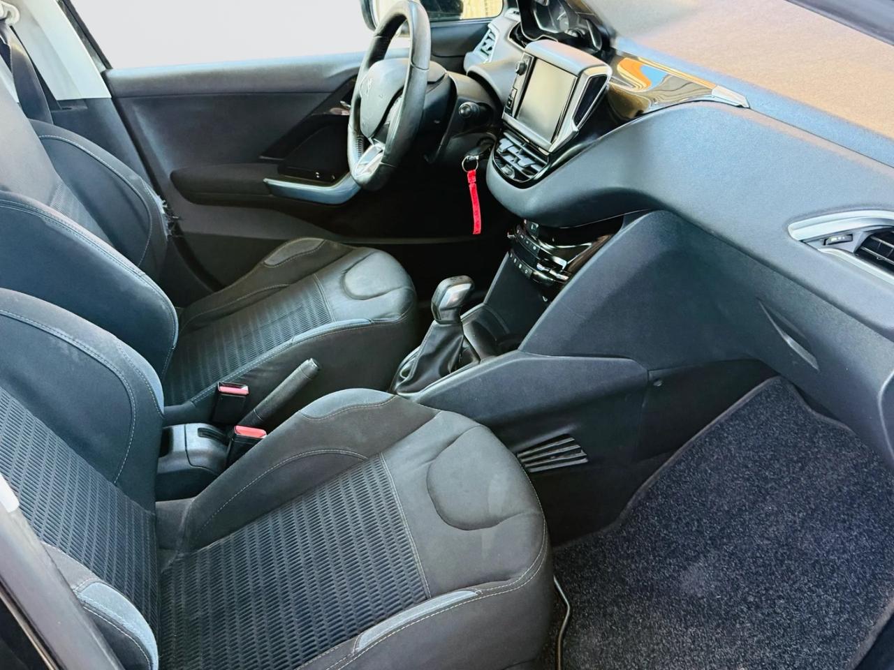 Peugeot 208*1.2*82CV*GPL***NEOPATENTATI*