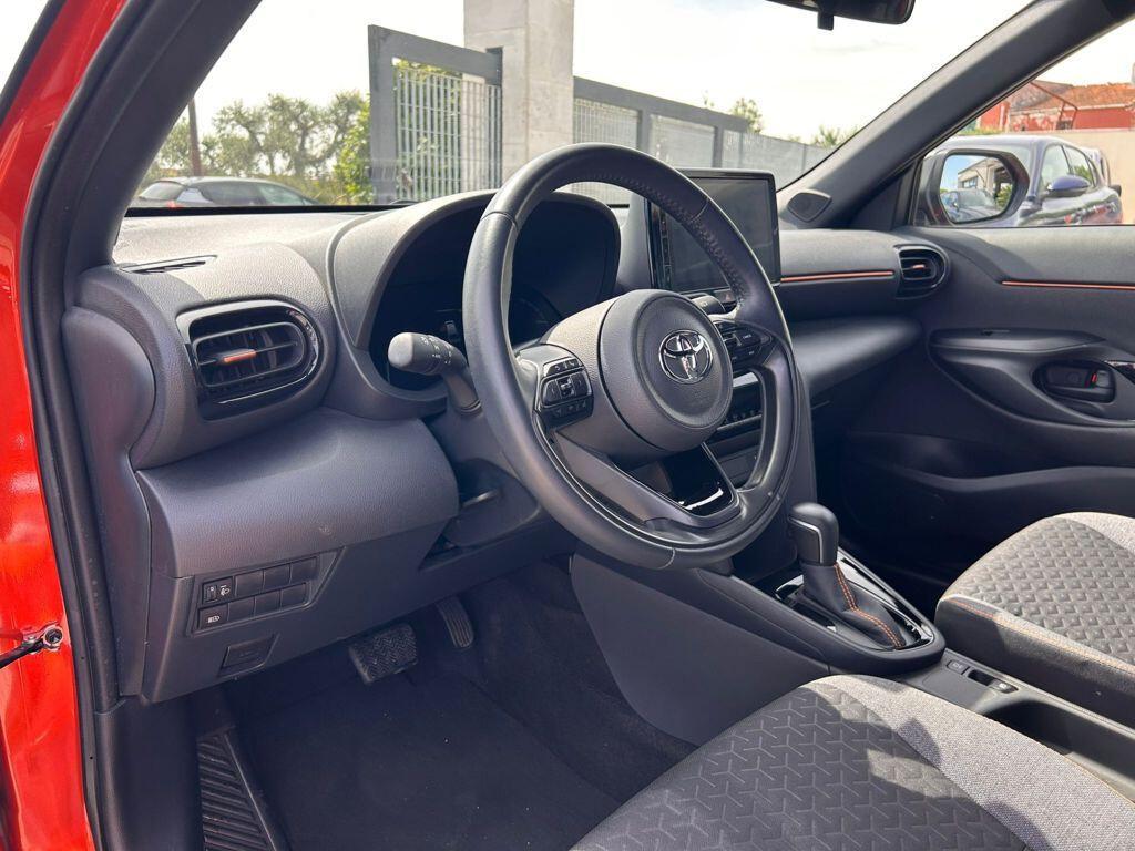 Toyota Yaris Cross 1.5 Hybrid Orange Edition