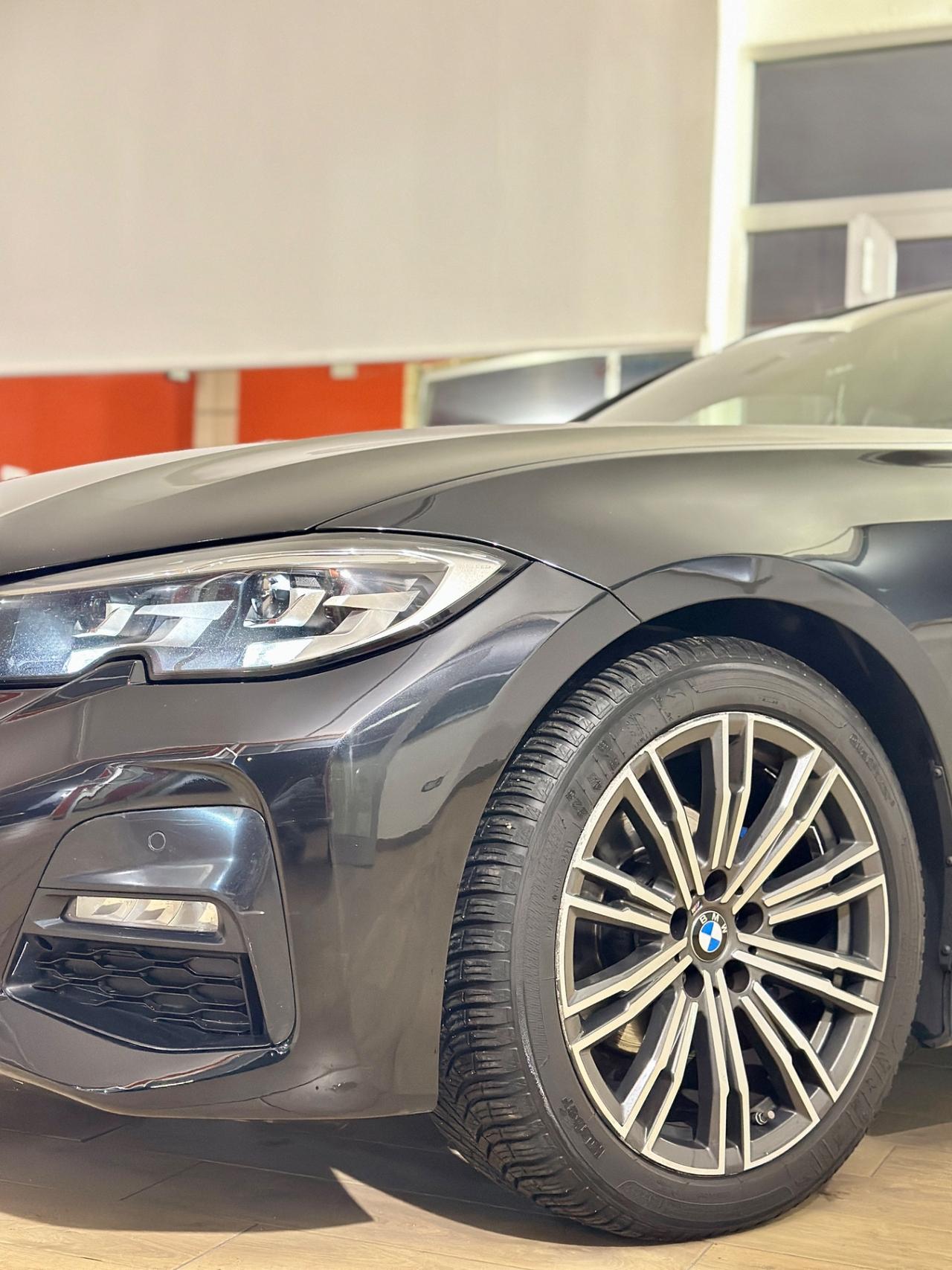 BMW 318d TOURING M SPORT-2020 18"/AMBIENT/PELLE