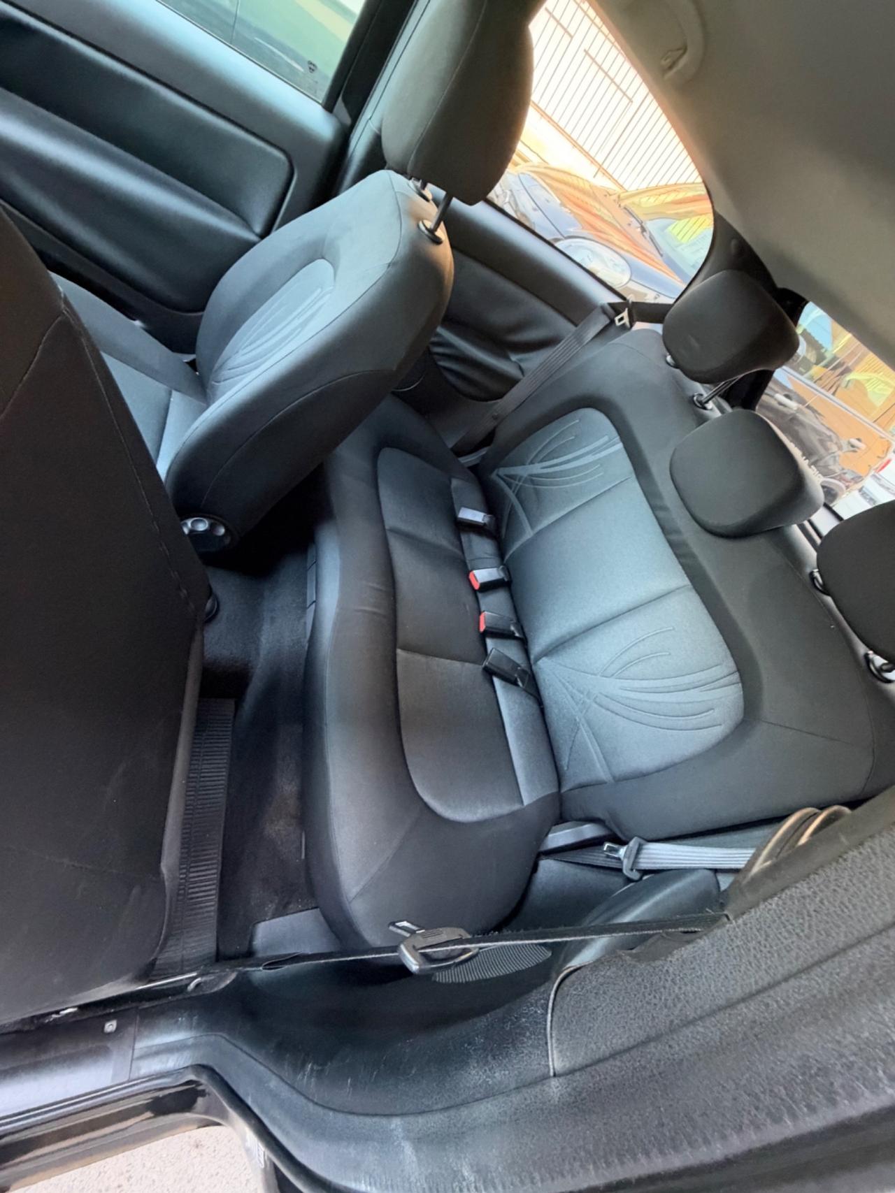 Lancia Ypsilon 1.3 MJT 75 CV Elle